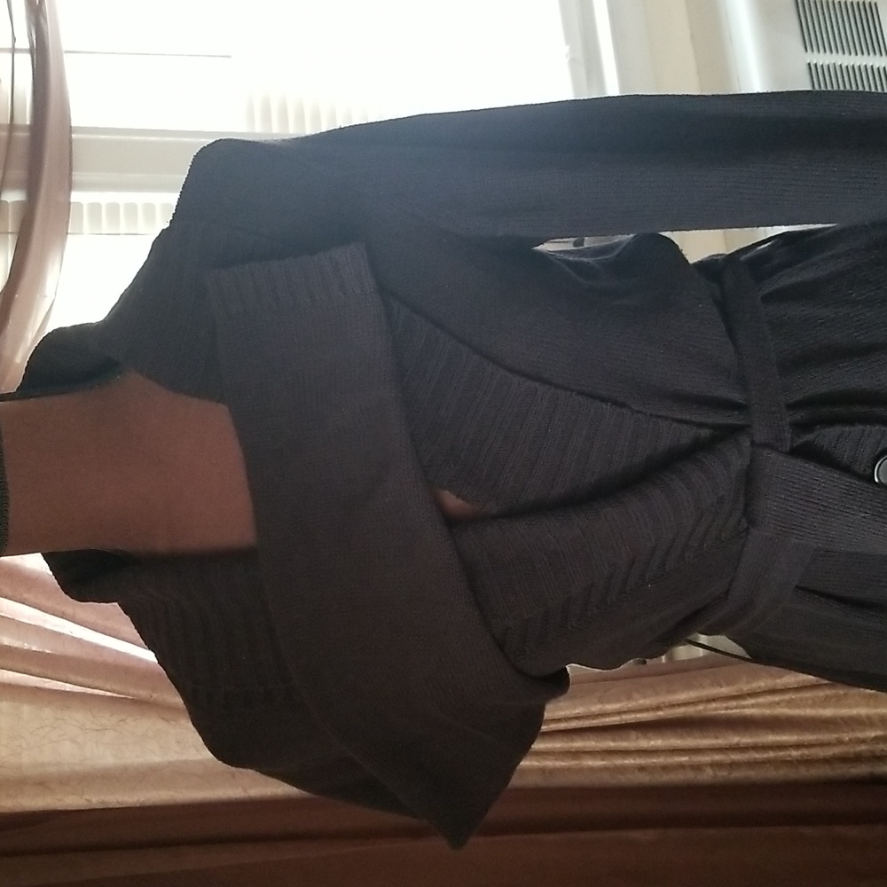 Sweater/Cardigan - Picture 2 of 4